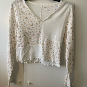 American Eagle White Floral Long Sleeve Top